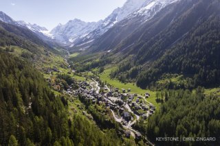 Une partie du village a déjà dû être évacuée samedi soir
